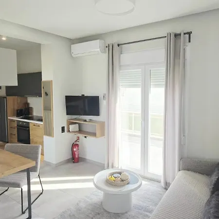 Superior Modern Katoikia Волос